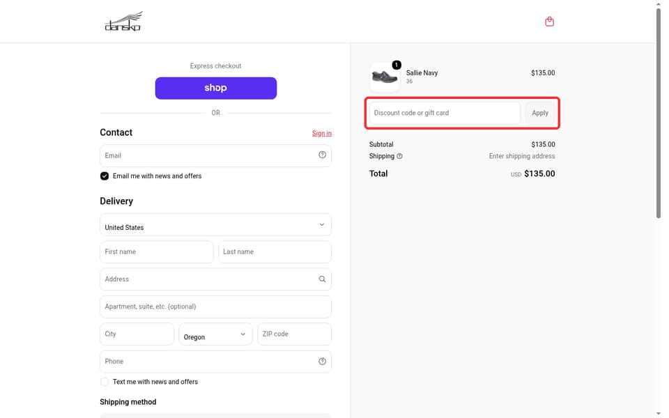 Dansko checkout page showing the Discount code or gift card field and Apply button
