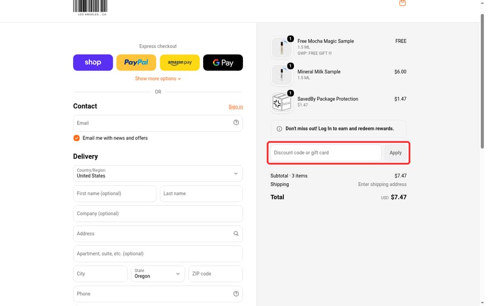 DedCool checkout page showing the Discount code or gift card field and Apply button
