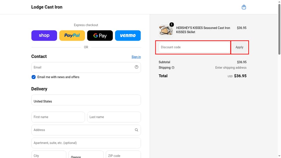 Lodge Cast Iron checkout page showing the Discount code field and Apply button