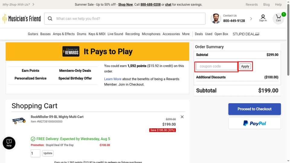 Musician's Friend checkout page showing the coupon code field and Apply button