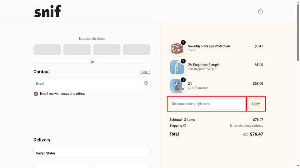 Snif checkout page showing the Discount code or gift card field and Apply button