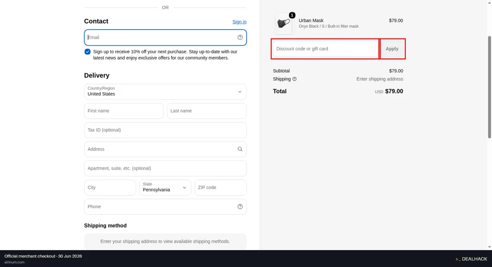 Airinum checkout page showing the Discount code or gift card field and Apply button