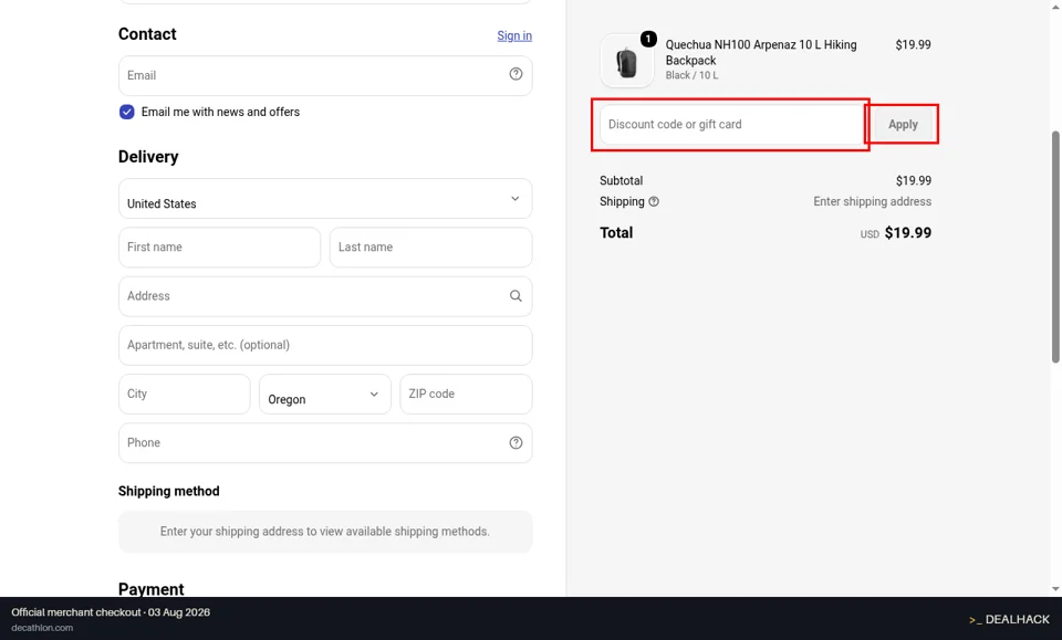 Decathlon checkout page showing the Discount code or gift card field and Apply button
