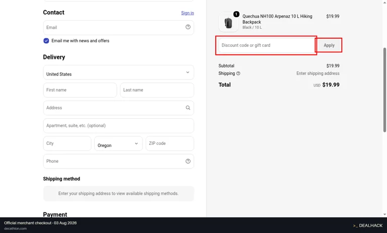 Decathlon checkout page showing the Discount code or gift card field and Apply button
