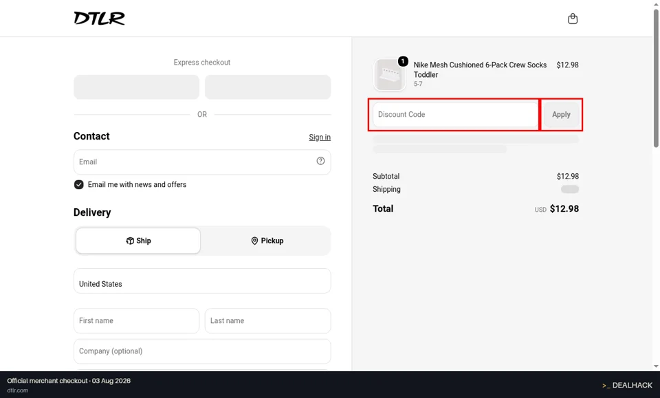 DTLR checkout page showing the Discount Code field and Apply button
