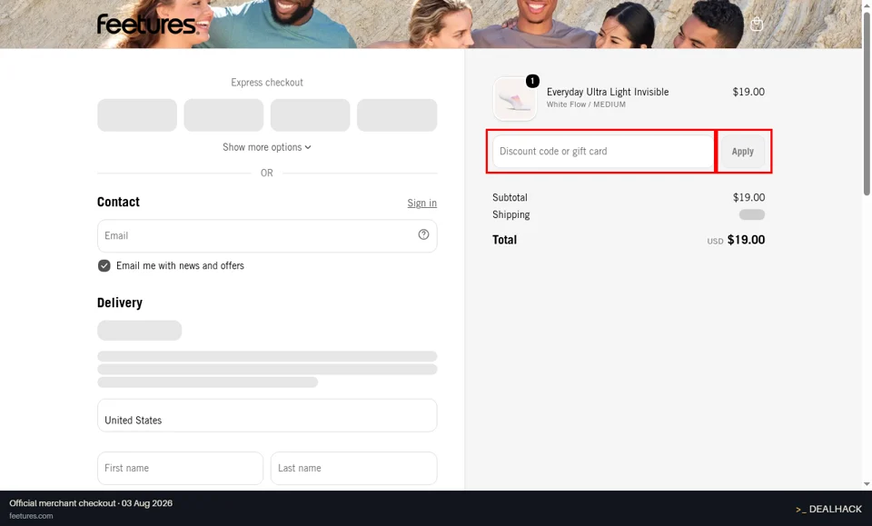 Feetures checkout page showing the Discount code or gift card field and Apply button