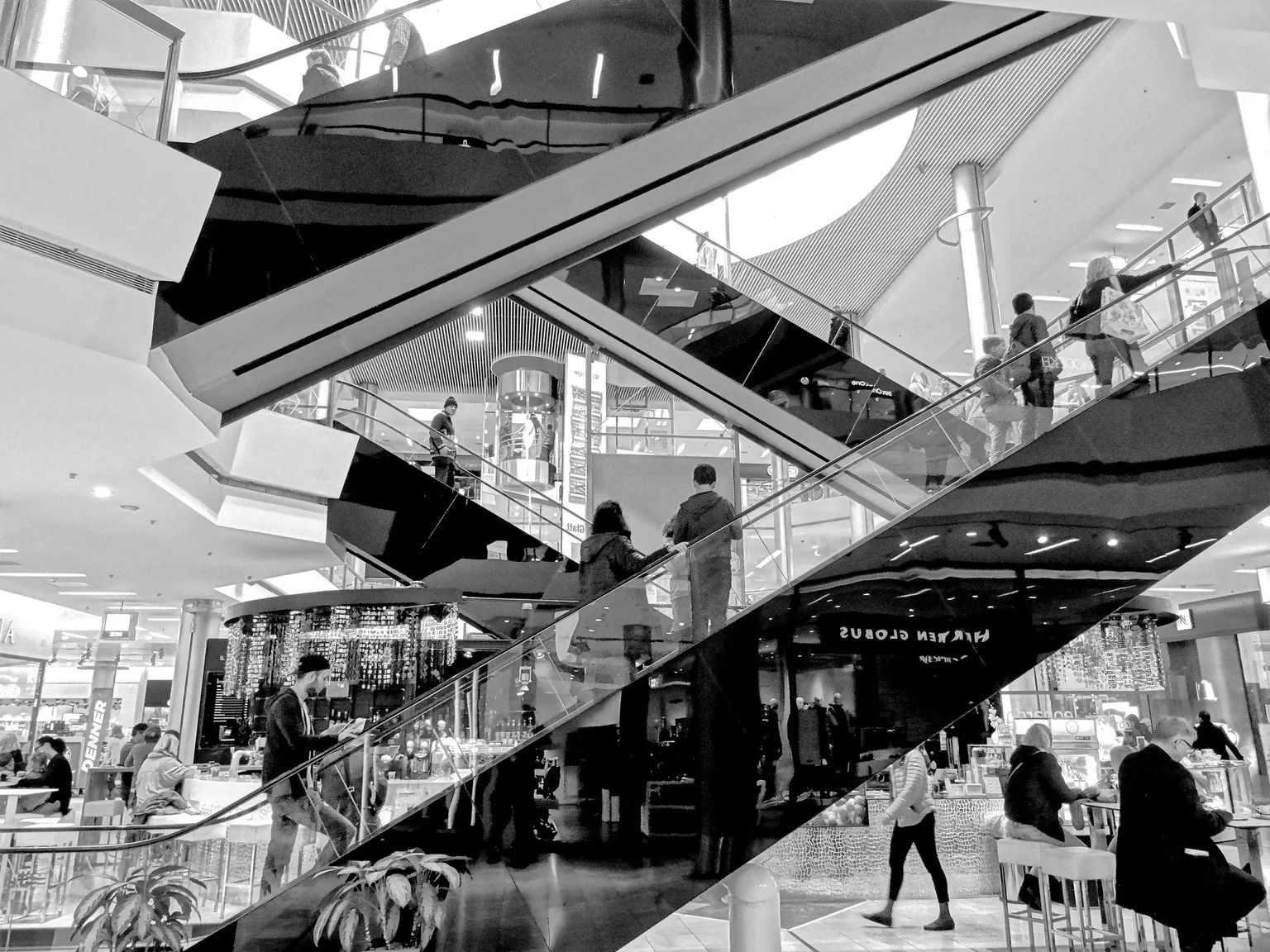 Black Friday Opportunity Costs - Is Waiting In Line Worth It?