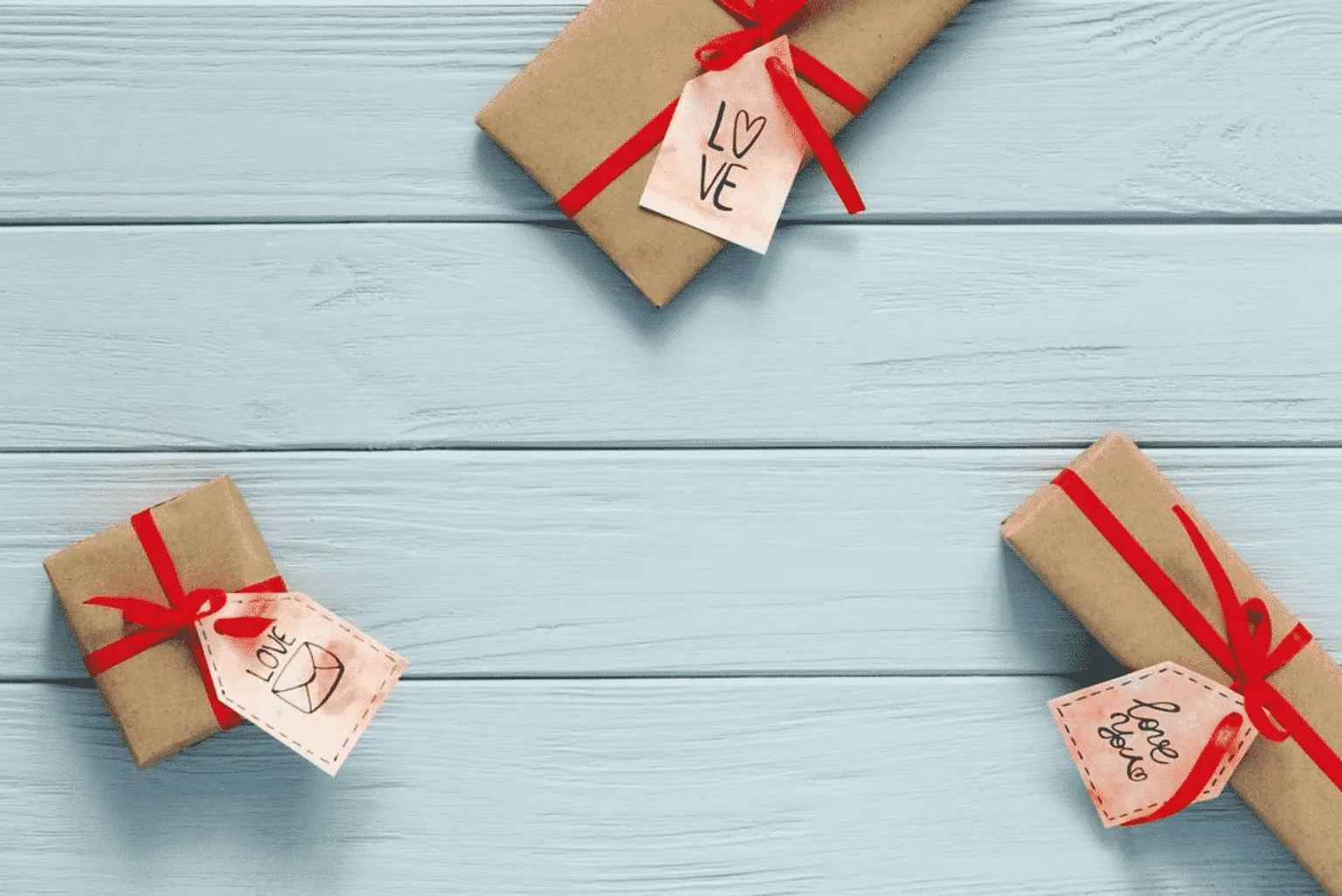 Valentine’s Day Gift Guide: What to Buy For Everyone You Love